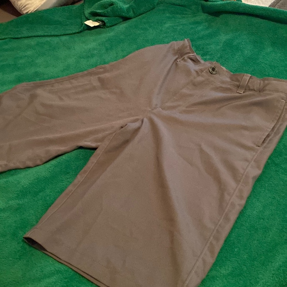 Boys Youth Large Under Armour short